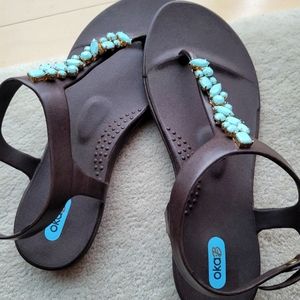 Bundle2 For $30 Eligible. Oka Sandals Bottompriced
